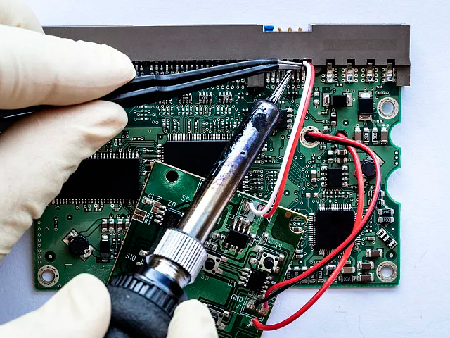The advantages and disadvantages of common PCB surface treatment