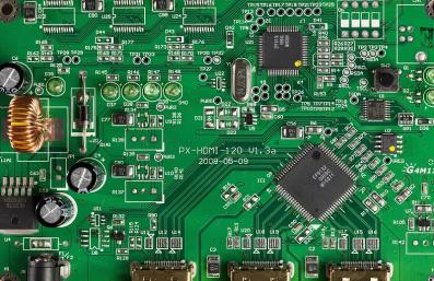 What is the difference between DIP vs SMT?